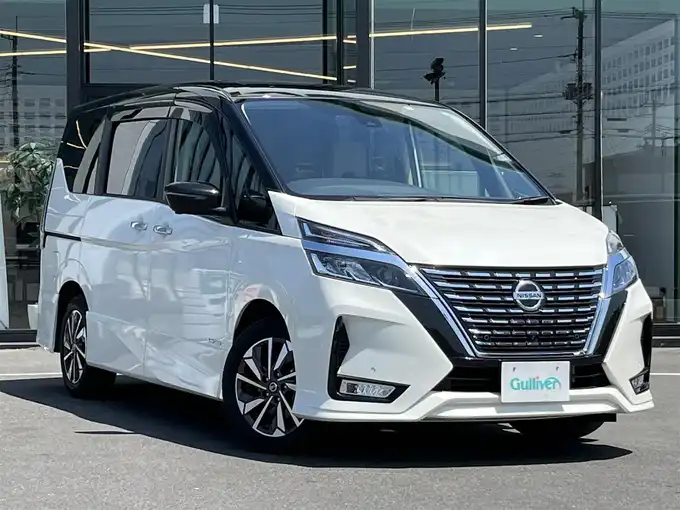 新着情報“セレナハイウェイスター V”2020年式ブリリアントホワイトパール 2トーン入荷しました！