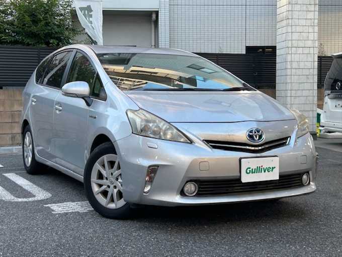 新着情報“プリウスαG”2012年式シルバーM入荷しました！