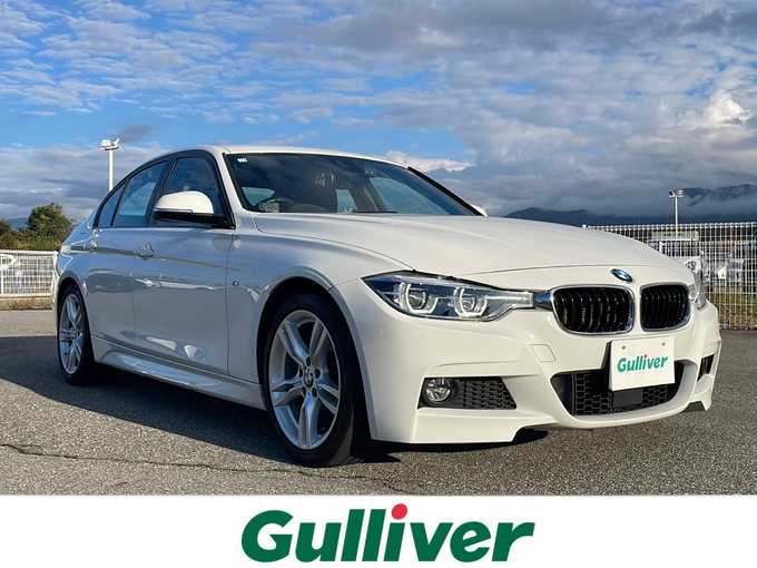 新着情報“３シリーズ320d Mスポーツ”2016年式白入荷しました！