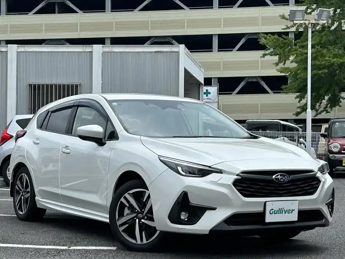 新着情報“インプレッサST－H”2023年式クリスタルホワイトP入荷しました！