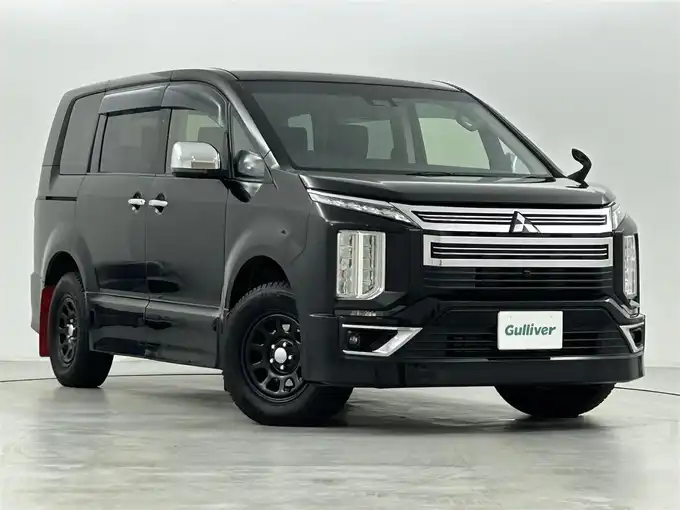 新着情報“デリカＤ：５アーバンギア G パワーパッケージ”2019年式ダイヤモンドブラックマイカ入荷しました！