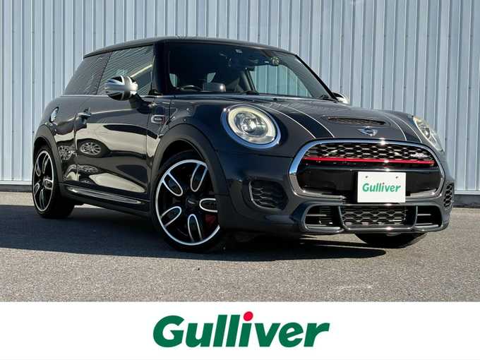 新着情報“ＭＩＮＩジョンクーパーワークス”2015年式グレー入荷しました！
