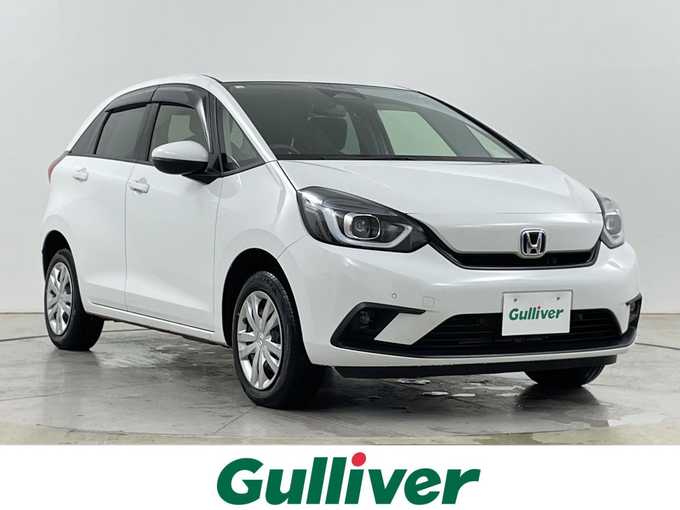 新着情報“フィットe:HEVベーシック”2020年式タフタホワイトⅢ入荷しました！