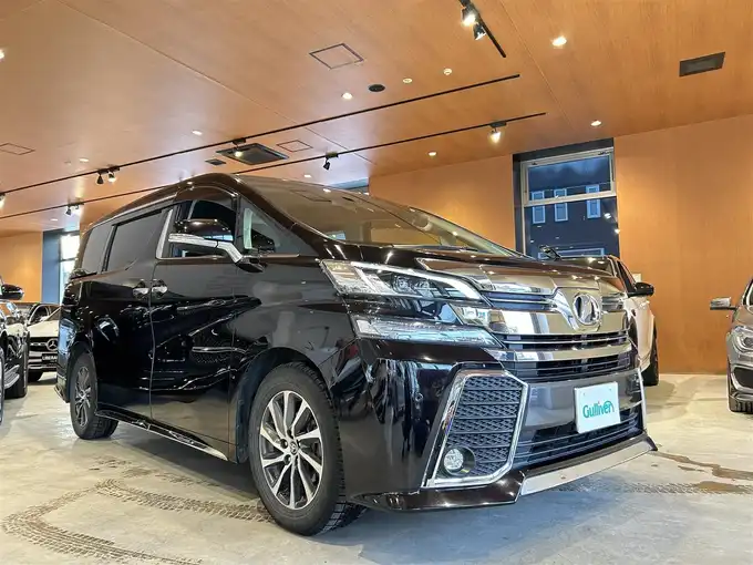 新着情報“ヴェルファイア2．5Z Gエディション”2017年式バーニングブラッククリスタルシャインガラスフレーク入荷しました！