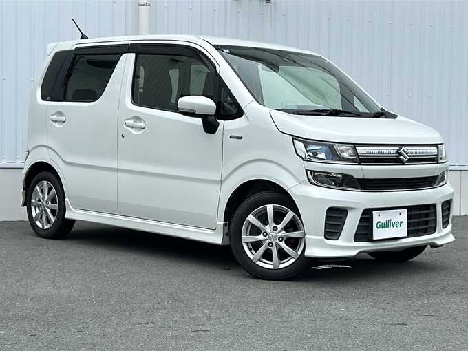 新着情報“ワゴンＲハイブリッドFZ セーフティパッケージ装着車”2017年式ピュアホワイトP入荷しました！