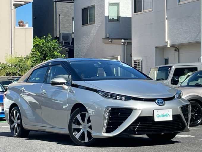 新着情報“ＭＩＲＡＩ”2016年式プレシャスシルバー入荷しました！