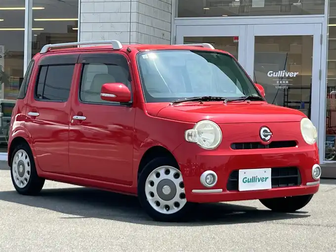 新着情報“ミラココアココアプラスX”2010年式シャイニングレッド入荷しました！