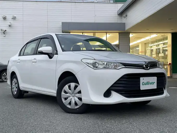 新着情報“カローラアクシオ1．3X”2016年式スーパーホワイトⅡ入荷しました！