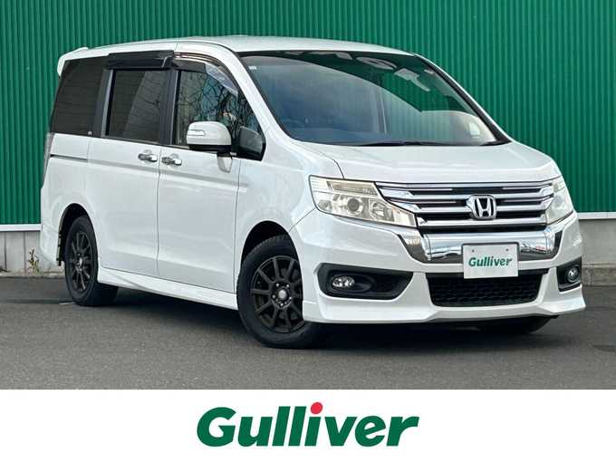 新着情報“ステップワゴンスパーダZ”2013年式ホワイトオーキッドパール入荷しました！