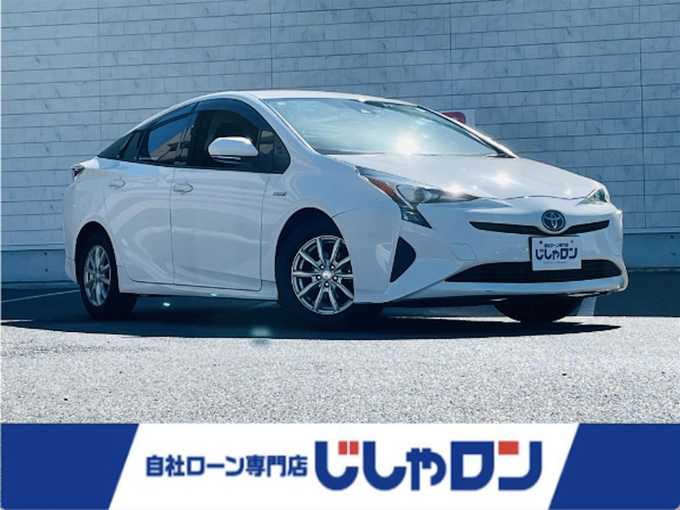 新着情報“プリウスS”2018年式スーパーホワイトⅡ入荷しました！