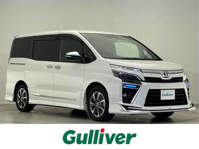 新着情報“ヴォクシーZS 煌Ⅲ”2021年式ホワイトパールクリスタルシャイン入荷しました！