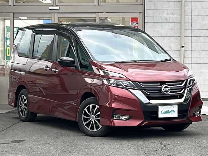 新着情報“セレナハイウェイスター”2017年式マルーンレッド 2トーン入荷しました！