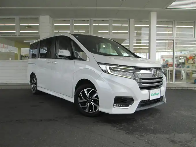 新着情報“ステップワゴンスパーダスパーダ ホンダセンシング”2018年式プラチナホワイトパール入荷しました！