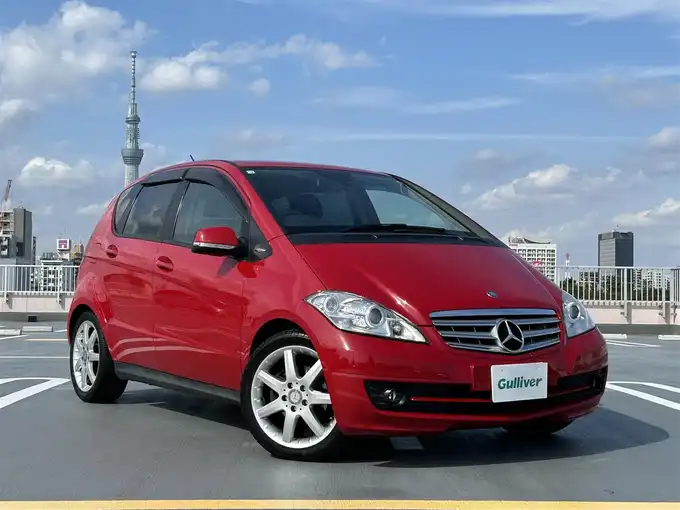 新着情報“ＡクラスA170 エディション10”2008年式赤入荷しました！