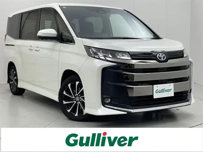 新着情報“ノアハイブリッドS－Z”2023年式ホワイトパールクリスタルシャイン入荷しました！