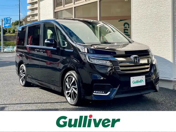 新着情報“ステップワゴンスパーダ クルスピセンシング”2019年式プレミアムスパークルブラックパール入荷しました！