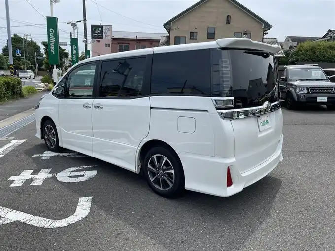 車両画像03