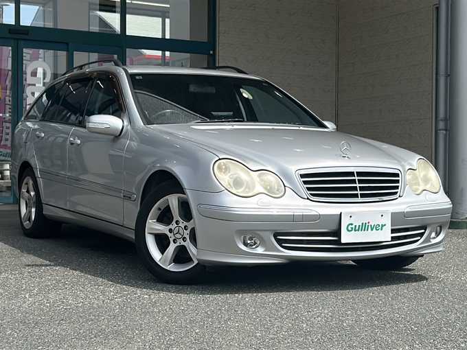 新着情報“ＣクラスステーションワゴンC230コンプレッサー ステーションワゴン アバンギャルド”2004年式シルバー入荷しました！