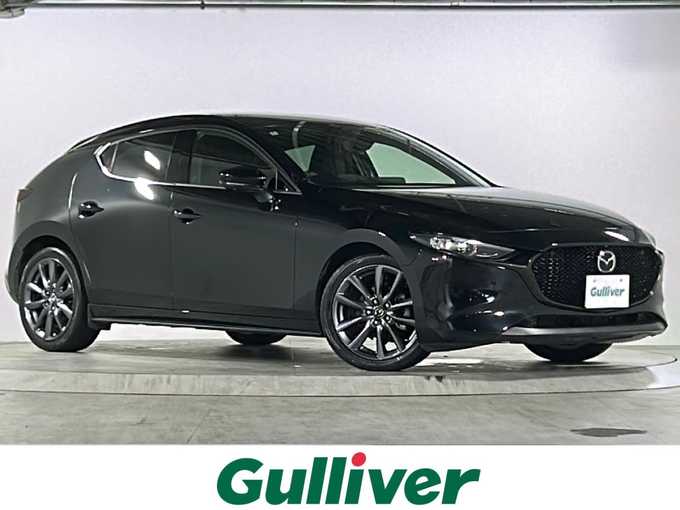 新着情報“ＭＡＺＤＡ３ファストバック15Sツーリング”2019年式ジェットブラックマイカ入荷しました！