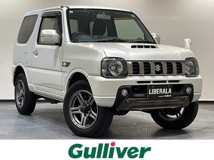 新着情報“ジムニーランドベンチャー”2017年式パールホワイト入荷しました！