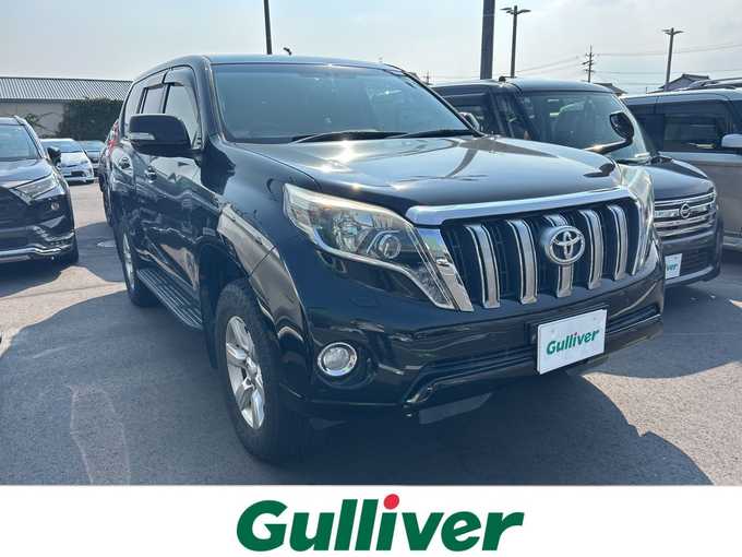 新着情報“ランドクルーザープラドTX”2014年式ブラック入荷しました！