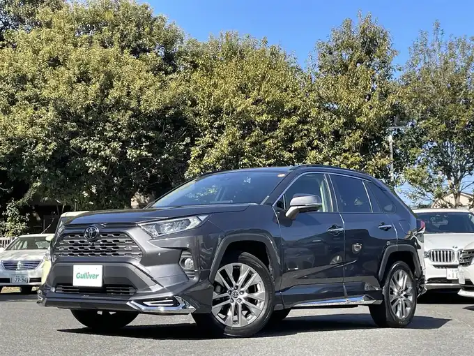 新着情報“ＲＡＶ４G Zパッケージ”2021年式グレーメタリック入荷しました！