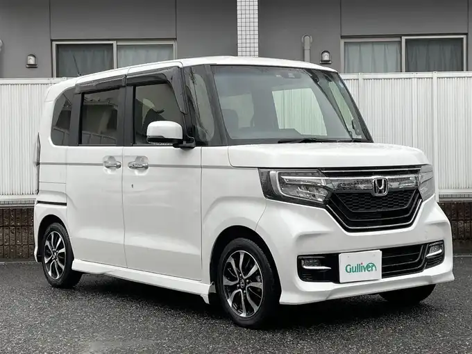 新着情報“Ｎ ＢＯＸカスタム G L ホンダセンシング”2020年式プラチナホワイトパール入荷しました！