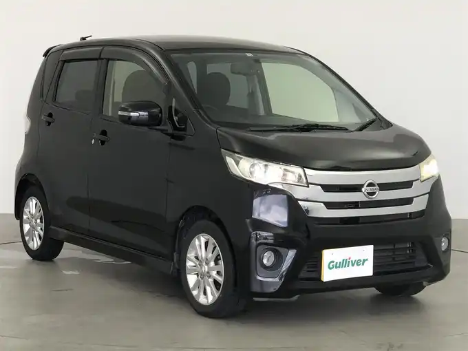 新着情報“デイズハイウェイスター X”2014年式ブラック入荷しました！