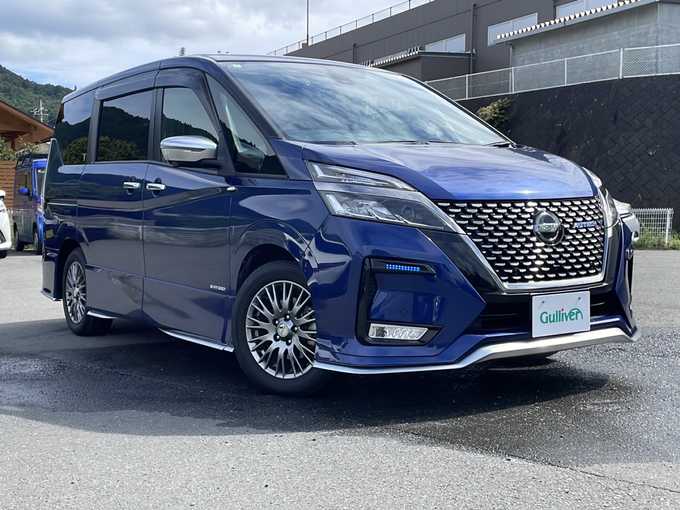 新着情報“セレナオーテック セーフティパッケージ”2020年式カスピアンブルー入荷しました！
