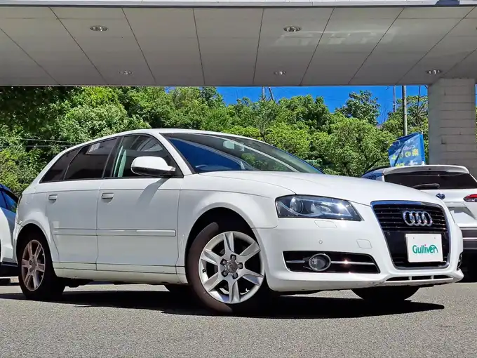 新着情報“Ａ３スポーツバック 1．4 TFSI”2013年式アイビスホワイト入荷しました！