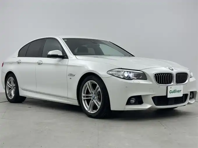 新着情報“５シリーズ523d Mスポーツ”2016年式アルピンホワイトⅢ入荷しました！