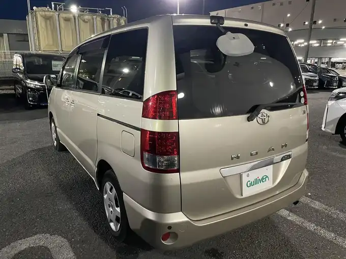 車両画像02