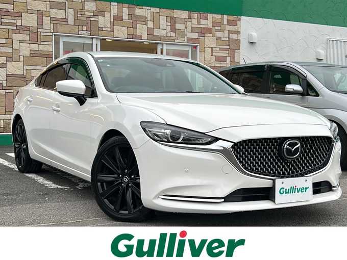 新着情報“ＭＡＺＤＡ６セダン25T Sパッケージ”2020年式スノーフレイクホワイトパールマイカ入荷しました！