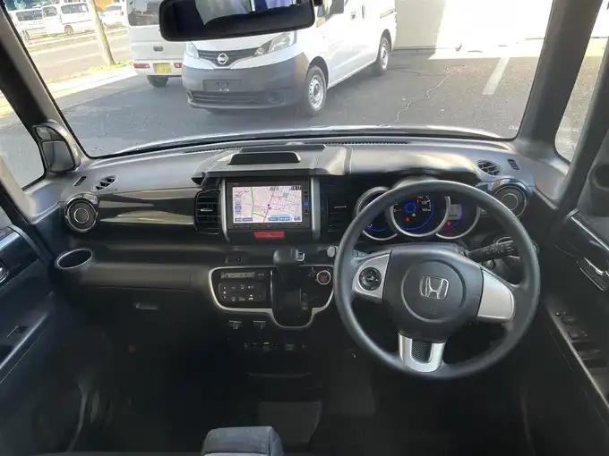 車両画像02