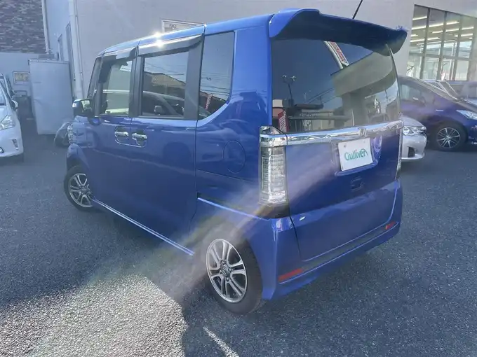 車両画像03