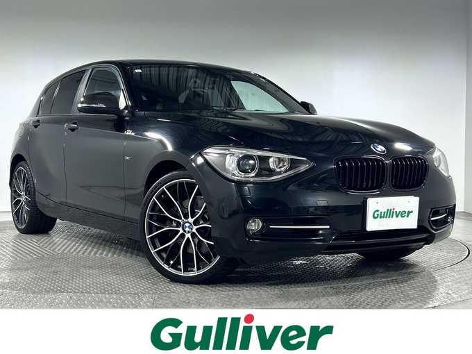 新着情報“１シリーズ120i”2015年式サファイアブラックP入荷しました！