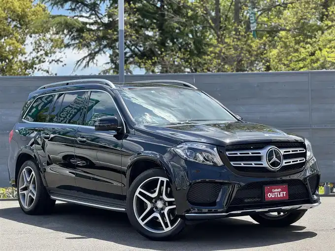 新着情報“ＧＬＳGLS350d 4マチックスポーツ”2016年式オブシディアンブラック入荷しました！