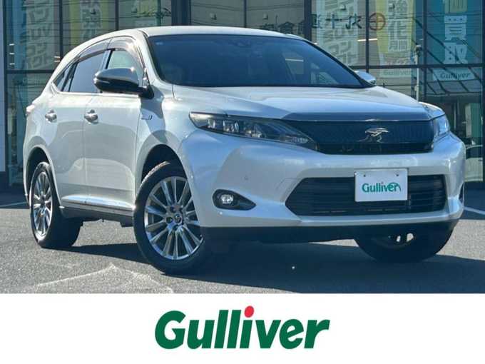 新着情報“ハリアーハイブリッドプレミアム”2014年式ホワイトパールクリスタルシャイン入荷しました！