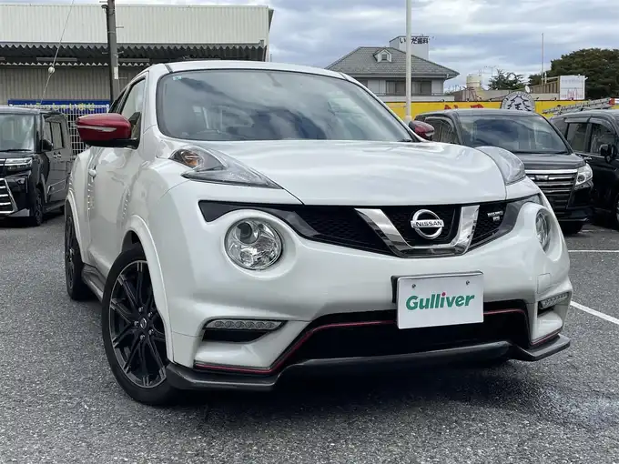 新着情報“ジュークニスモ RS”2015年式ブリリアントホワイトパール入荷しました！