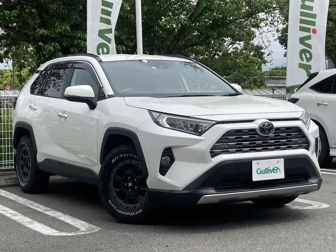 新着情報“ＲＡＶ４G Zパッケージ”2019年式ホワイトパールクリスタルシャイン入荷しました！