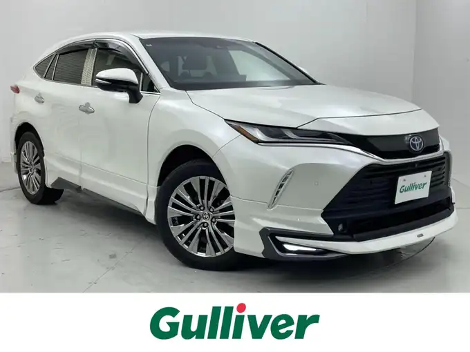 新着情報“ハリアーハイブリッドZ レザーパッケージ”2022年式ホワイトパールクリスタルシャイン入荷しました！