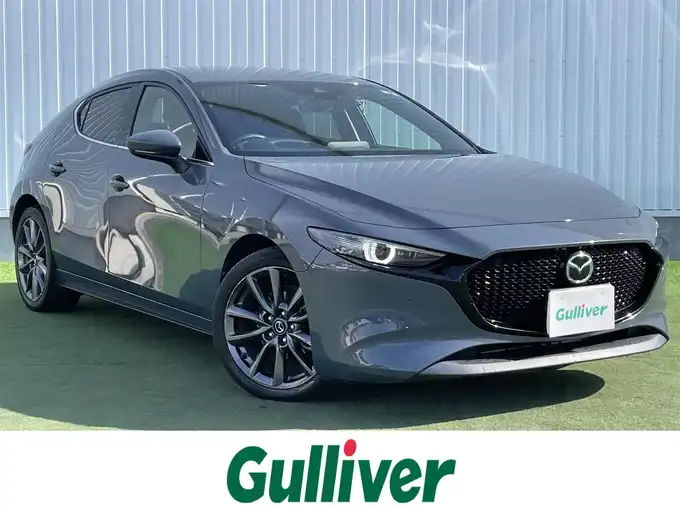 新着情報“ＭＡＺＤＡ３ファストバック20Sバーガンディ セレクション”2019年式ポリメタルグレーM入荷しました！