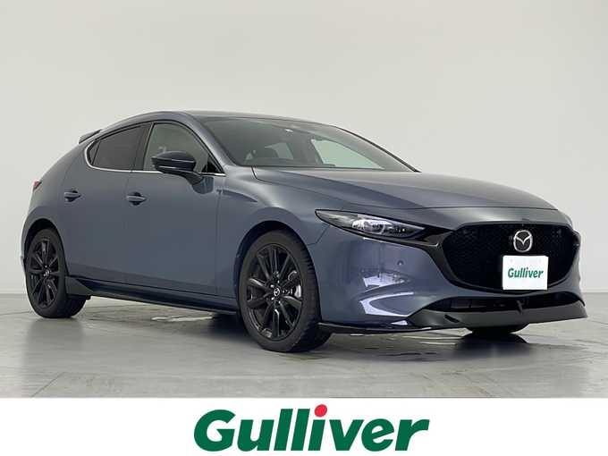 新着情報“ＭＡＺＤＡ３ファストバック20S ブラックトーンエディション”2022年式ポリメタルグレーM入荷しました！