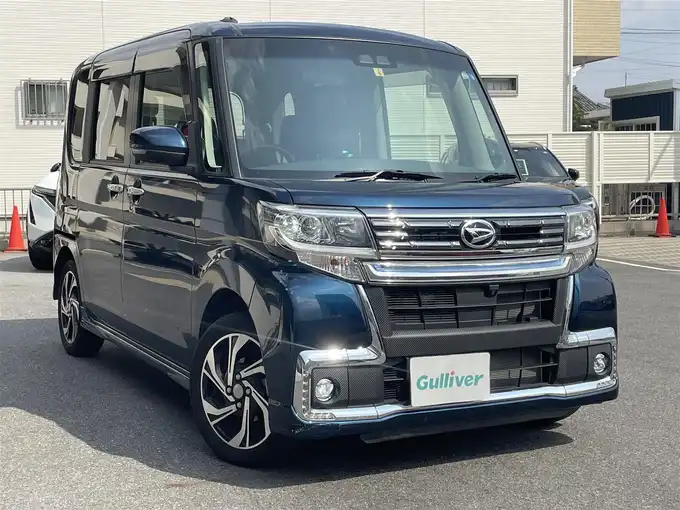 新着情報“タントカスタム RS トップED SA Ⅲ”2019年式レーザーブルークリスタルシャイン入荷しました！