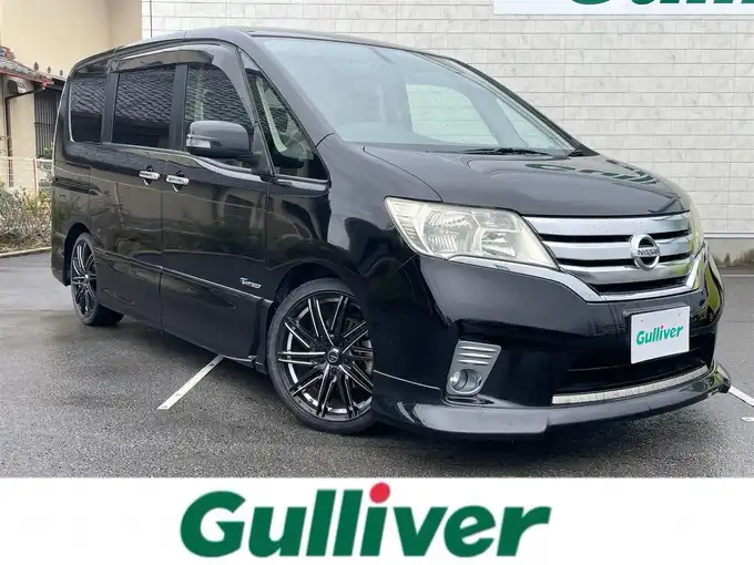 新着情報“セレナハイウェイスター S－ハイブリッド”2012年式スーパーブラック入荷しました！