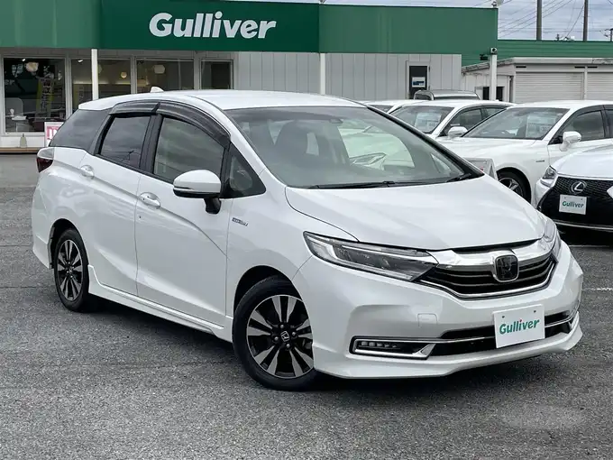 新着情報“シャトルハイブリッドX ホンダセンシング”2019年式プラチナホワイトパール入荷しました！