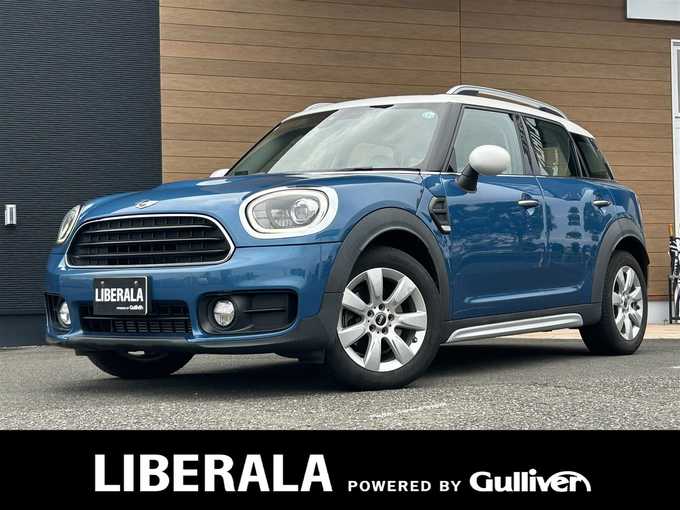 新着情報“ＭＩＮＩクーパーD クロスオーバー”2017年式青／白入荷しました！