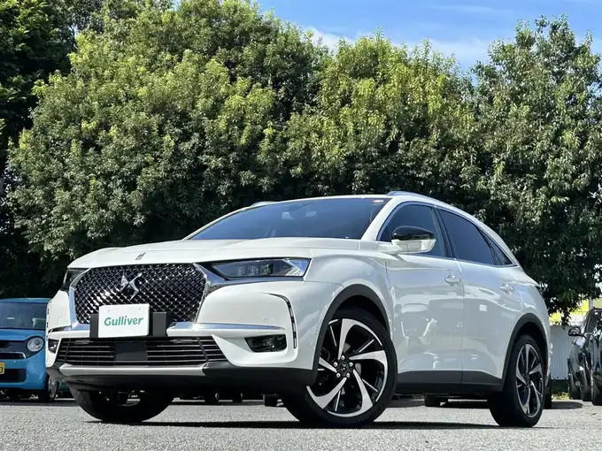 新着情報“ＤＳ７クロスバックリヴォリ ブルーHDi”2022年式ブランナクレ入荷しました！