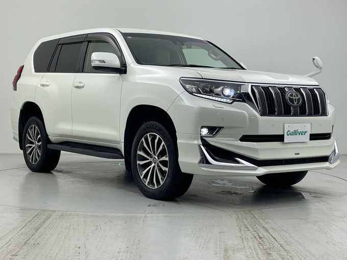 新着情報“ランドクルーザープラドTX Lパッケージ”2018年式ホワイトパールクリスタルシャイン入荷しました！