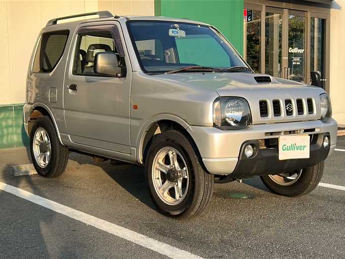 新着情報“ジムニーXC”1998年式シルキーシルバーメタリック入荷しました！